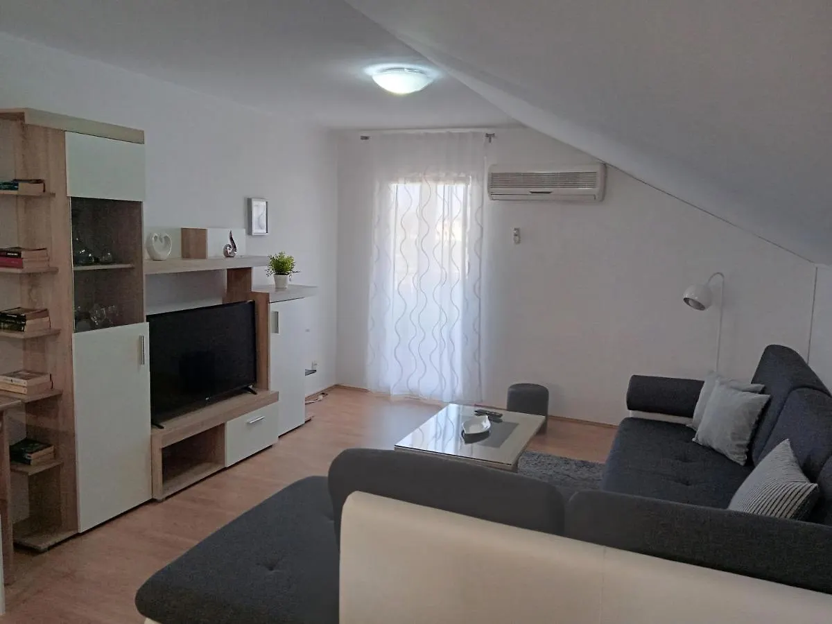 Apartments With A Parking Space Sali, Dugi Otok - 8154 Croatia